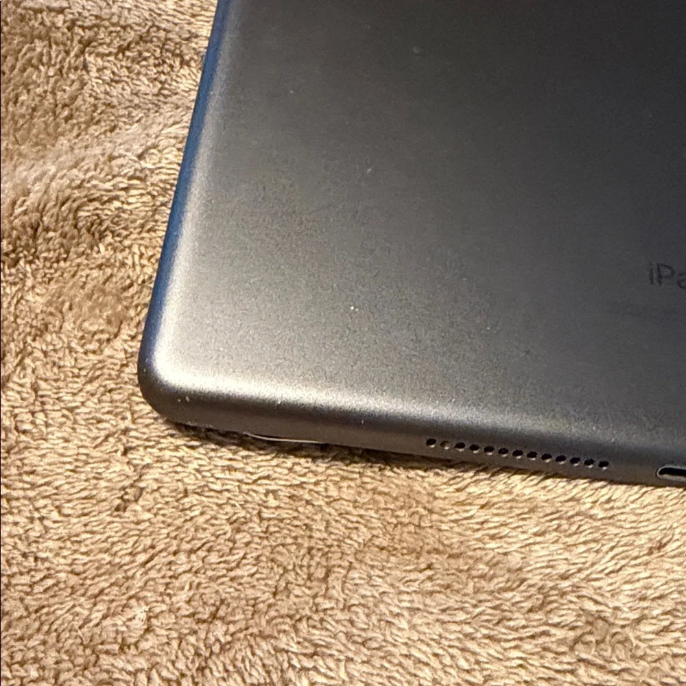 Apple iPad a2270 model